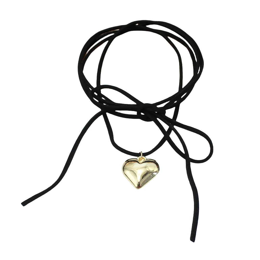 Velvet Heart Choker